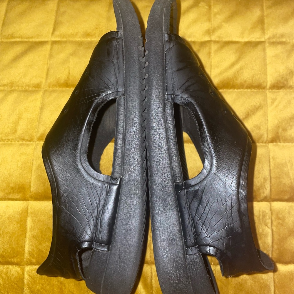 Black Nike Slide Sandals - Picture 4 of 5